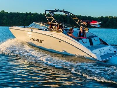 BOATZON | Yamaha Marine 252XE 2023