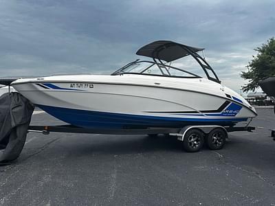 BOATZON | Yamaha Marine AR240 2018