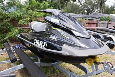 BOATZON | Yamaha Marine VX Deluxe  Black 2015