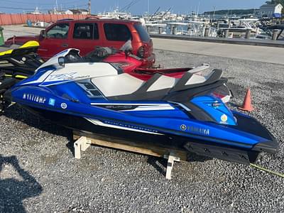 BOATZON | Yamaha WaveRunner FX Cruiser SVHO 2014