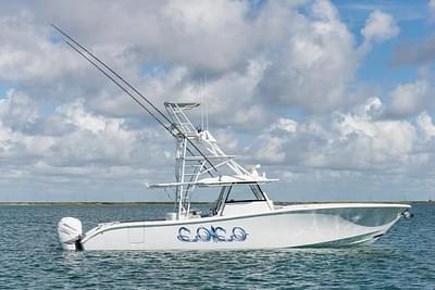 BOATZON | Yellowfin 42 Center Console