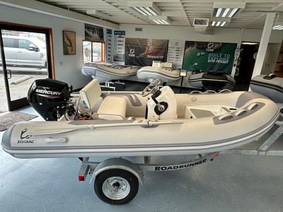 BOATZON | Zodiac Cadet RIB Alu 330 DL 2022