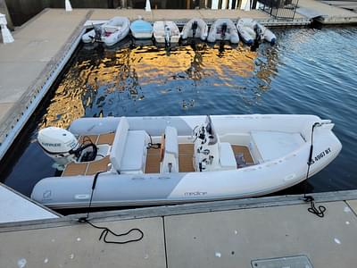 BOATZON | Zodiac Medline 580 2014