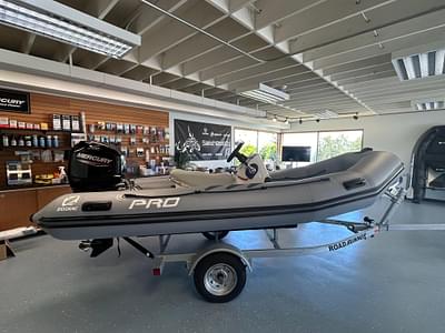 BOATZON | Zodiac Pro 420 2024