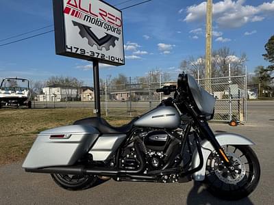 BOATZON | 2019 HarleyDavidson Street Glide Special