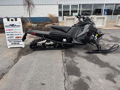 BOATZON | 2025 Polaris 850 Switchback Assault 146 7S Display Shadow GrayGloss Black