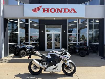 BOATZON | 2026 Honda CBR1000RR