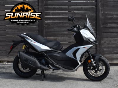 BOATZON | Aprilia SR GT 400 2027