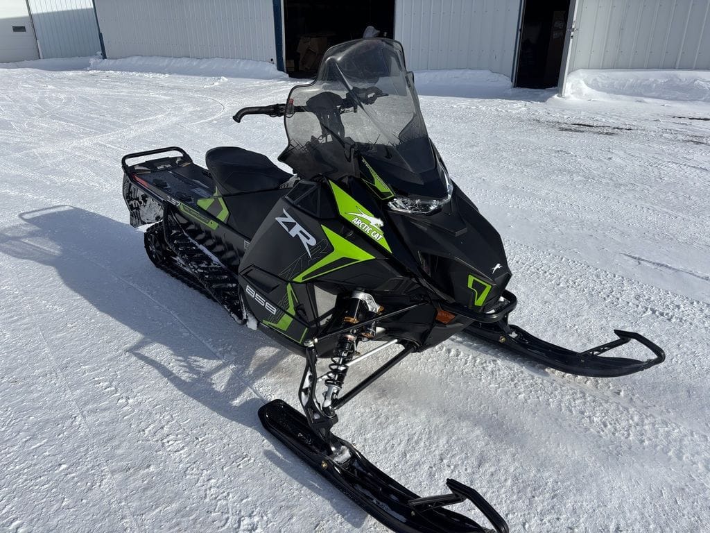 New Arctic Cat® ZR 858 Sno Pro 137125 Push Button Sport Gauge 2026