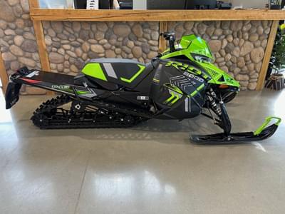BOATZON | Arctic Cat Riot 8000 ES QS3 16 2024