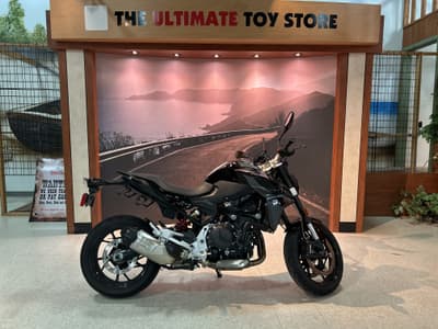 BOATZON | BMW F900R 2024