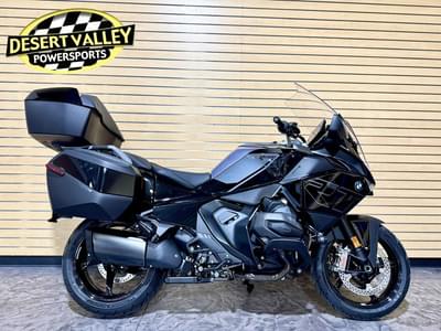 BOATZON | BMW R 1300 RT Triple Black 2026