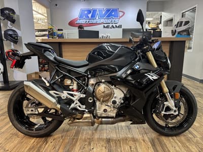 BOATZON | BMW S 1000 R Black Storm Metallic 2024