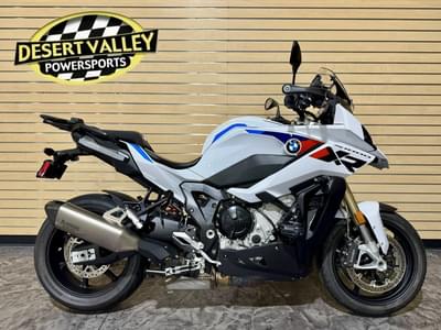 BOATZON | BMW S 1000 XR LOW SUSPENSION Light White  M Motorsport 2025