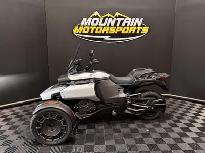 BOATZON | Can-Am® Canyon 2025