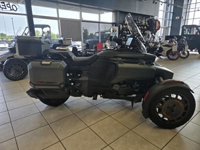 BOATZON | Can-Am® Canyon Redrock 2025