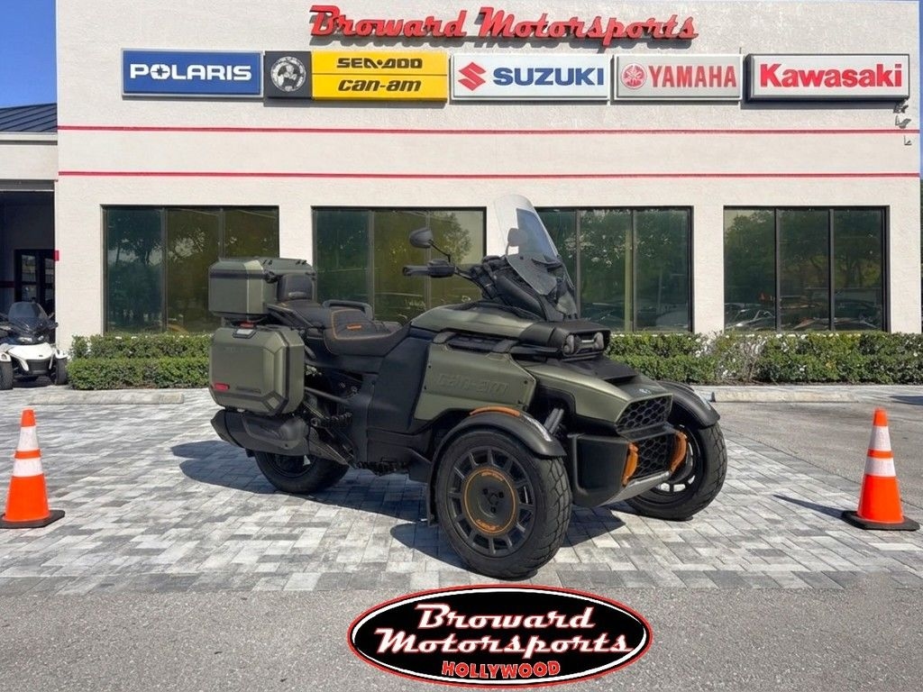 2025 Can-Am® Canyon Redrock - Sold Boat