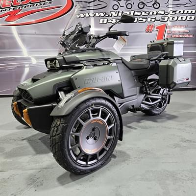 BOATZON | Can-Am® Canyon Redrock 2025