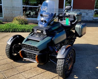 BOATZON | Can-Am® Canyon Redrock 2025