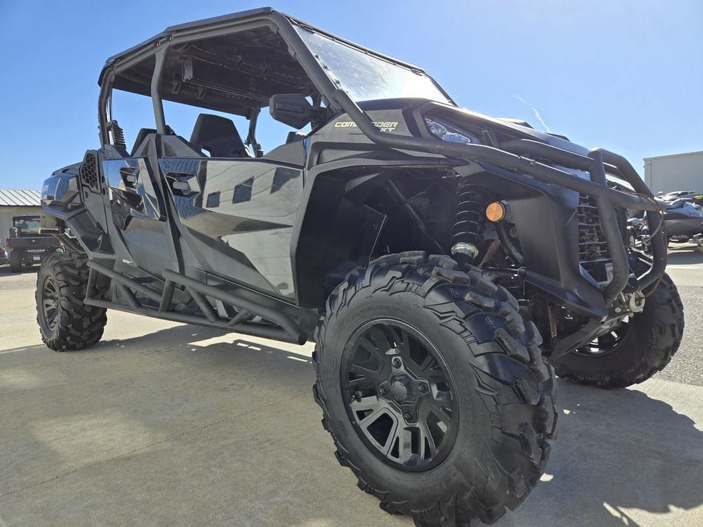 Used Can-Am® Commander MAX XT 1000 2023 for sale in Wichita