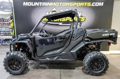 BOATZON | Can-Am® Commander MAX XT 700 2025