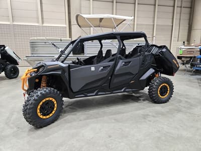 BOATZON | Can-Am® Commander MAX XTP 2026