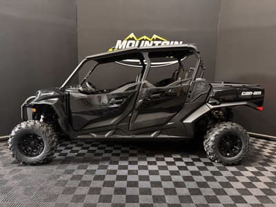 BOATZON | Can-Am® Commander XT 700 2026