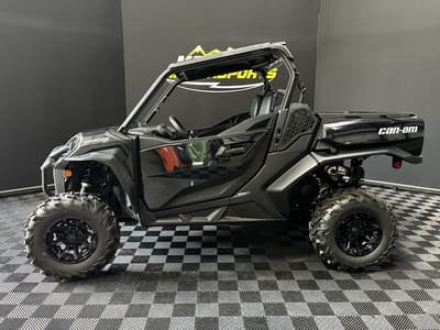 BOATZON | Can-Am® Commander XT 700 2026 BOATZON | Can-Am® Commander XT 700 2026