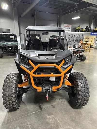 BOATZON | Can-Am® Commander XTP 1000R 2025