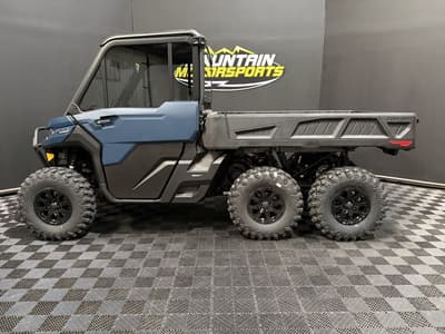 BOATZON | Can-Am® Defender 6x6 Limited HD10 2026