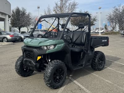 BOATZON | Can-Am® Defender DPS HD7 Compass Green 2026