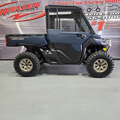 BOATZON | Can-Am® Defender Limited HD10 2025
