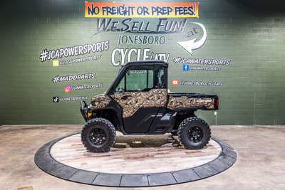 BOATZON | Can-Am® Defender Limited HD10 Mossy Oak BreakUp Country Camo 2023