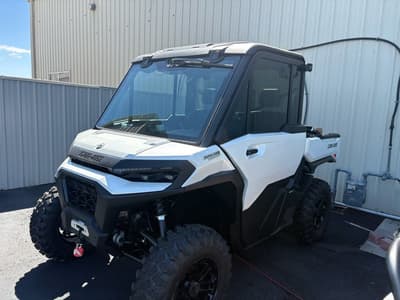 BOATZON | Can-Am® Defender Limited HD11 2026