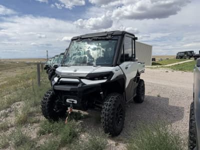 BOATZON | Can-Am® Defender Limited HD11 2026