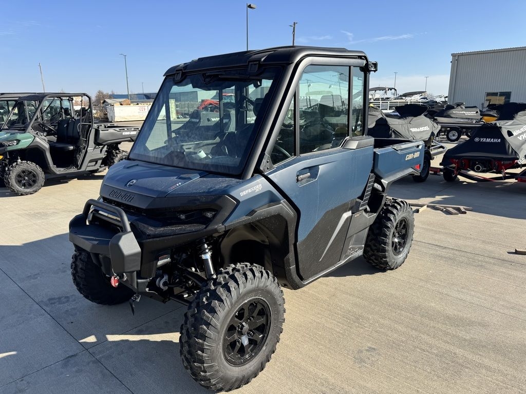 2026 Can-Am® Defender XT CAB HD11 - Sold Boat