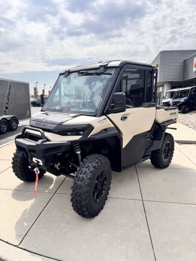 BOATZON | Can-Am® Defender Limited HD11 Desert Tan  Carbon Black 2026