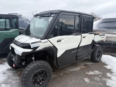BOATZON | Can-Am® Defender MAX Limited HD11 2026