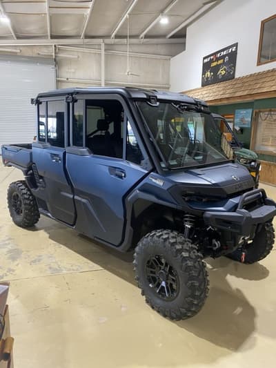 BOATZON | Can-Am® Defender MAX Limited HD11 2026