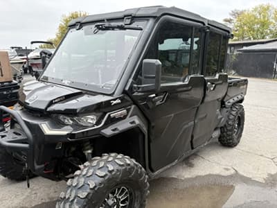 BOATZON | Can-Am® Defender MAX Lone Star Cab HD10 2023