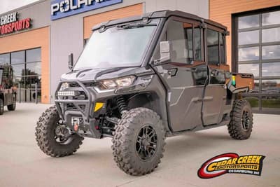 BOATZON | Can-Am® Defender MAX Lone Star Cab HD10 2025