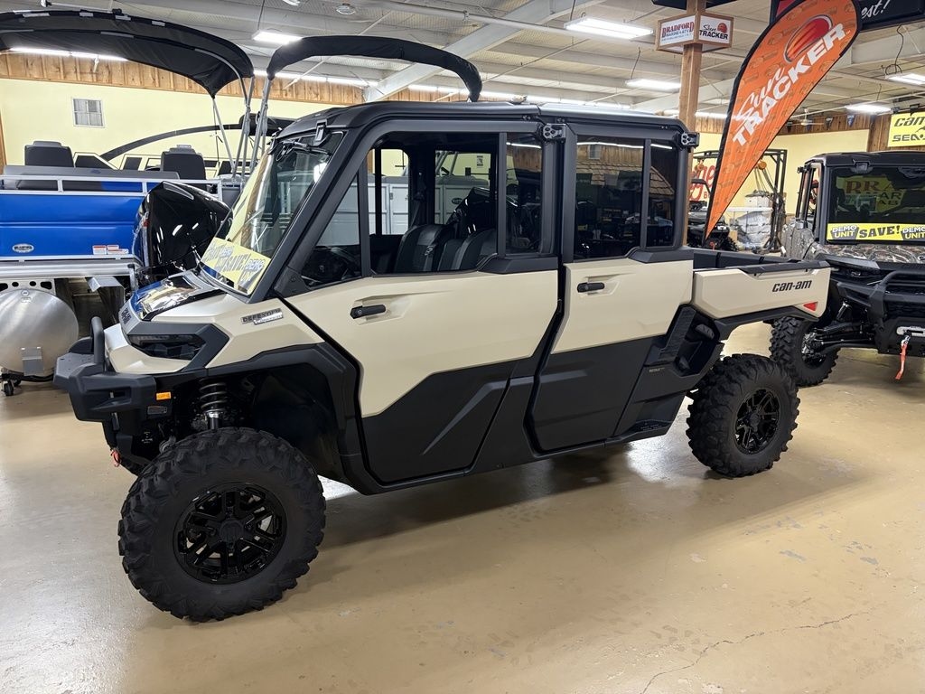 2026 Can-Am® Defender MAX XT CAB HD11 - Sold Boat