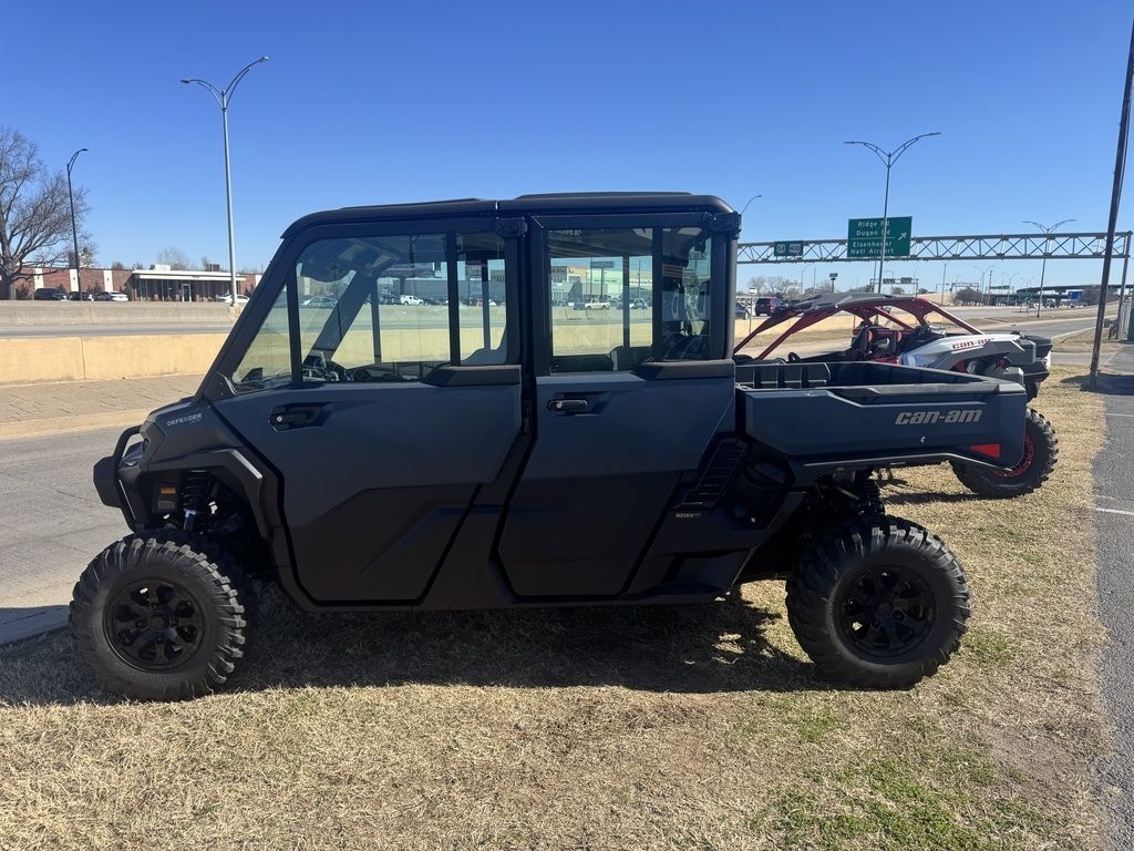 2026 Can-Am® Defender MAX XT CAB HD11 - Sold Boat
