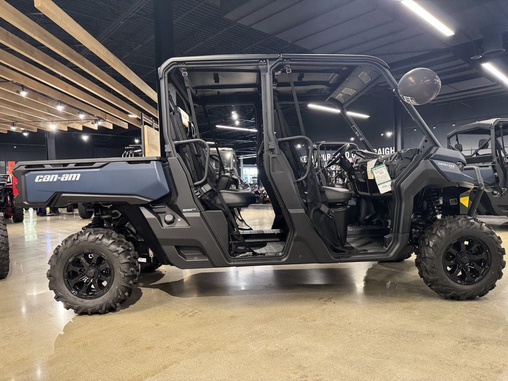 New Can-Am® Defender MAX XT HD10 2025 for sale in Elyria, Ohio