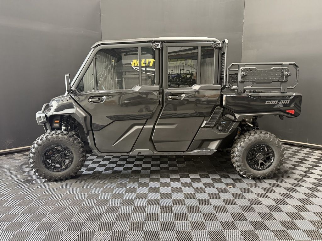 2027 Can-Am® Defender XU MAX LONE STAR CAB HD11 - Sold Boat