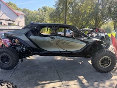 BOATZON | Can-Am® Maverick R MAX X rc With SmartShox 2026