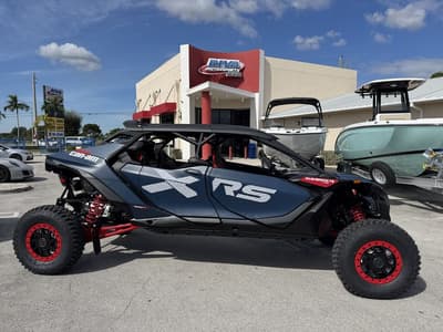 BOATZON | Can-Am® Maverick R Max X RS With SmartShox Dusty Navy 2026