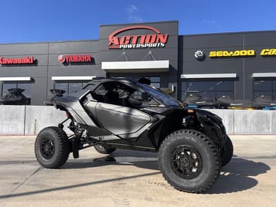 BOATZON | Can-Am® Maverick R X RS Triple Black 2026 BOATZON | Can-Am® Maverick R X RS Triple Black 2026