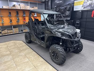 BOATZON | Can-Am® Maverick Trail DPS 700 2023