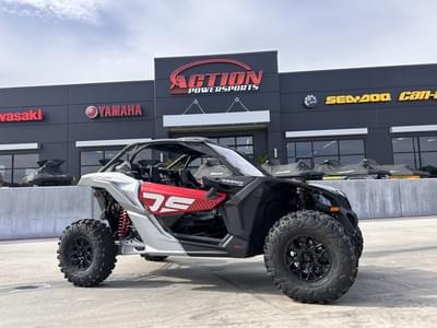 BOATZON | Can-Am® Maverick X3 DS Turbo Fiery Red  Hyper Silver 2024